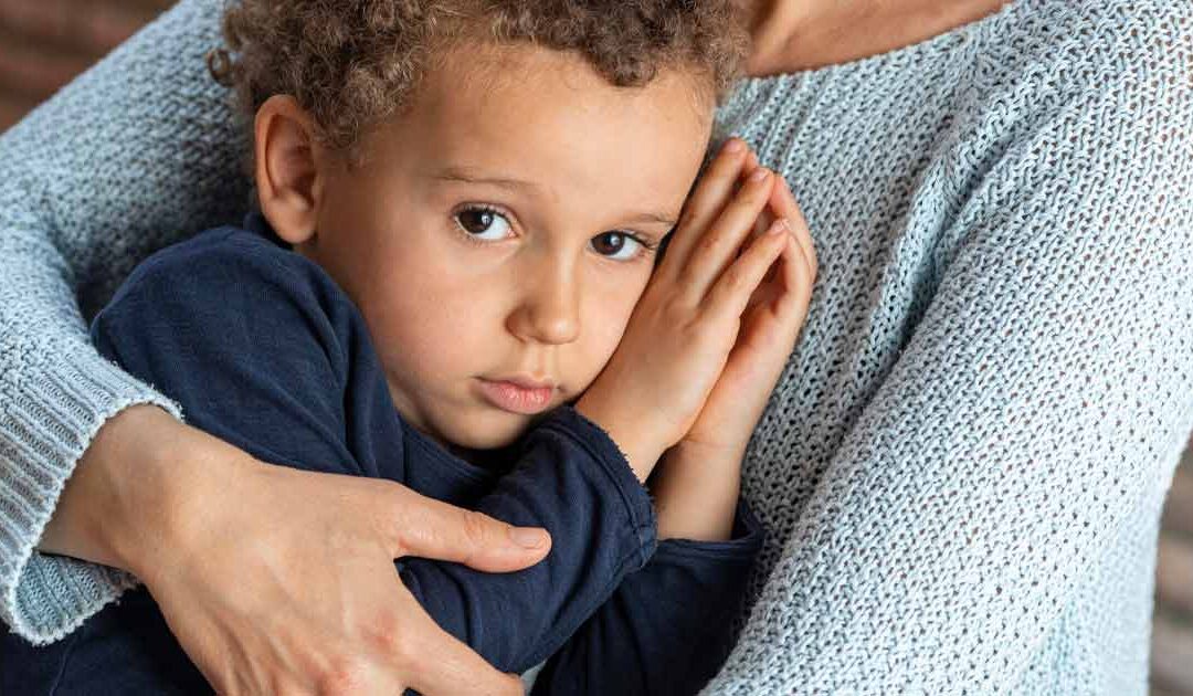 9 tegn på, at dit barn muligvis tørster efter din opmærksomhed