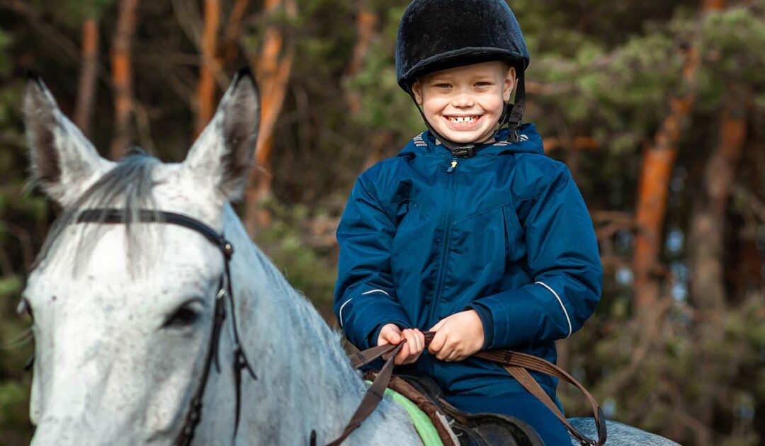 Børns sundhed og velvære: Fordele ved at ride på heste